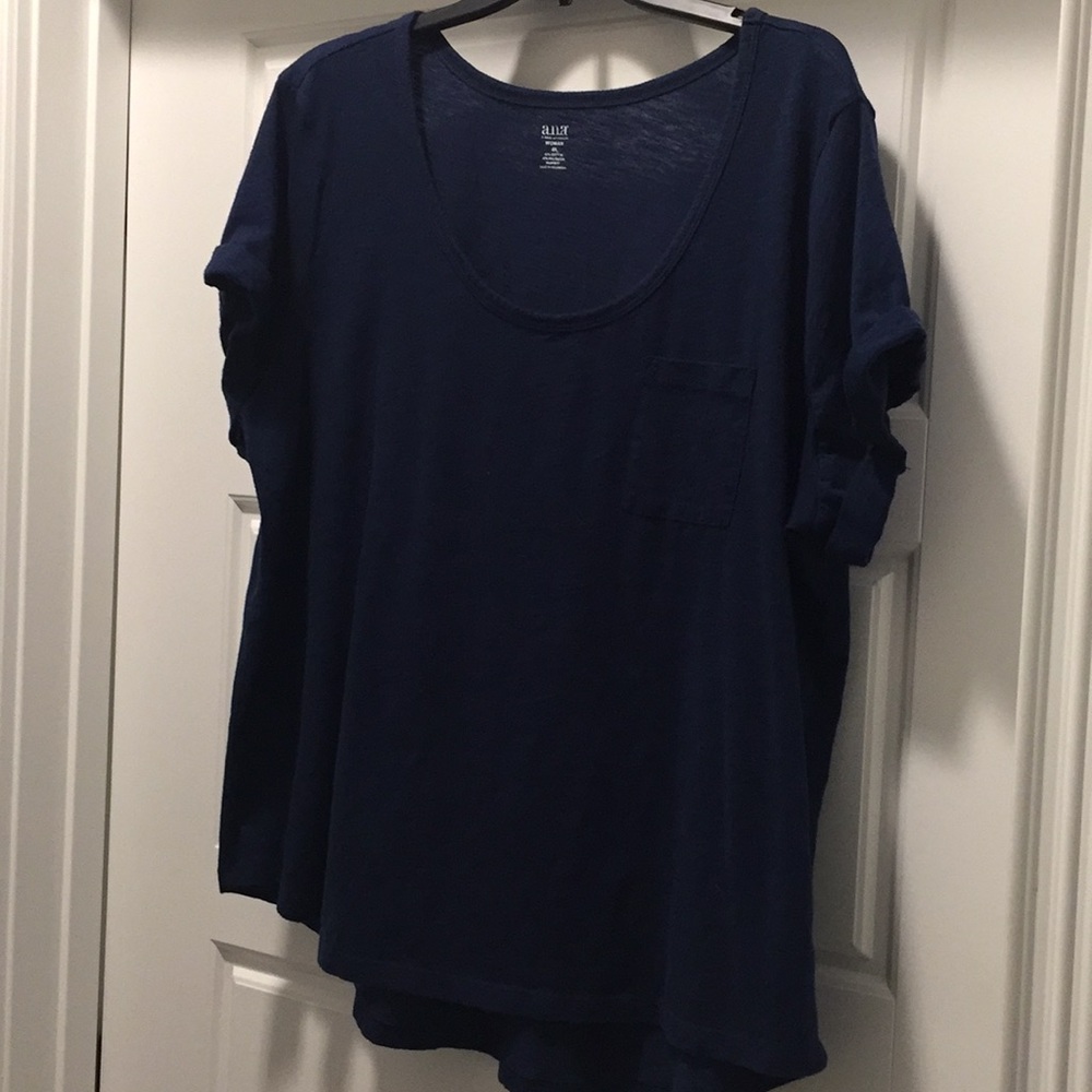 Navy blue classic T-shirt by ANA